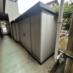 イナバ物置。倉庫。3台あります。バラ売り可の画像