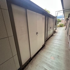 イナバ物置。倉庫。3台あります。バラ売り可の画像