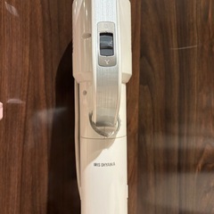 アイリスオーヤマ サイクロン式スティッククリーナー 2台セット
の画像
