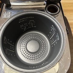 炊飯器の画像