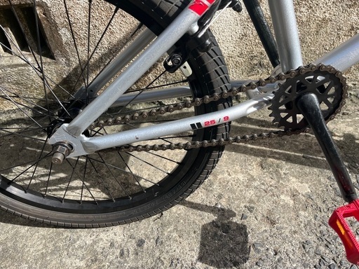 US??ハローバイクス20インチHARO SHREDDER PRO シュレッダーBMXフリースタイルバイク?プロフ必読