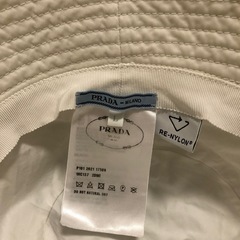 Prada
の画像