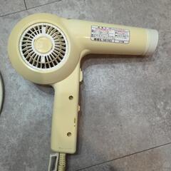 【無料でお譲り】ドライヤーの画像