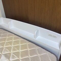 ♦セミダブルすのこベッド (+マットレス)の画像