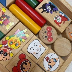 アンパンマン　知育玩具　積み木　木製の画像