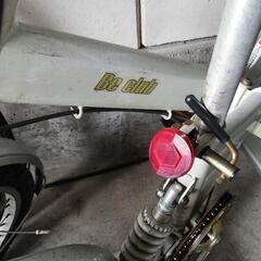 折りたたみ自転車の画像