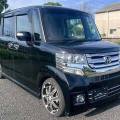 コミコミ🚘車検付！後期型！ディーラー車！ローダウン！Bカメ！Bluetooth！両側パワスラ！N-BOXカスタム！の画像