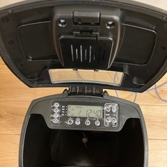Iseebiz 自動給餌器 6L 大容量(JS-ZZL-M30-JPBK)の画像