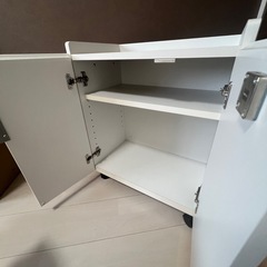 中古　両開きサイドボードの画像