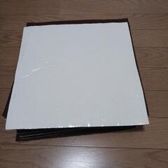 タイルカーペットの画像