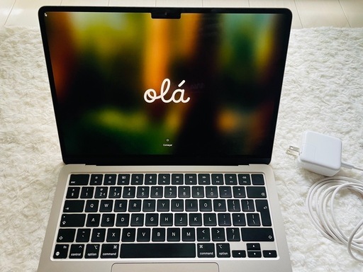 M2チップMacBook Air 13インチ スターライト
