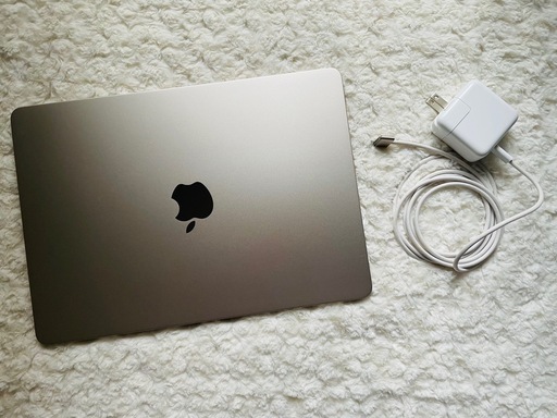 M2チップMacBook Air 13インチ スターライト