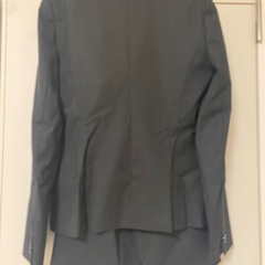 リクルートスーツ ダークグレー ストライプ　9号　155㎝の画像