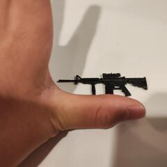 おもちゃの銃　飾り用の画像