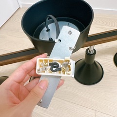 【美品】4灯シーリングライト ブラック×木目の画像