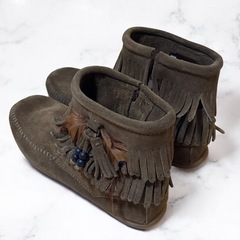 ミネトンカ MINNETONKA ダブルフリンジ ショートブーツ 24.5cmの画像