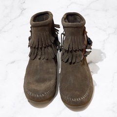 ミネトンカ MINNETONKA ダブルフリンジ ショートブーツ 24.5cmの画像