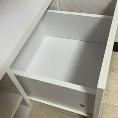 テレビボードの画像