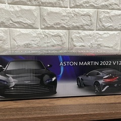 【新品】ASTON MARTIN 黒の画像