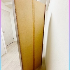 幅61cm 高さ174.5cm 棚板付き収納棚【中古・まだまだ使えます】の画像