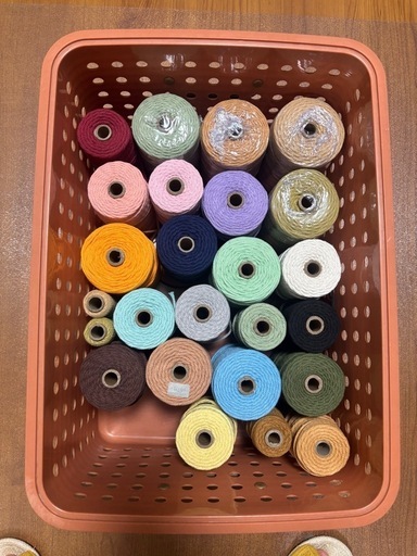 商談中【値下げ‼️】ハンドメイド資材　マクラメ糸