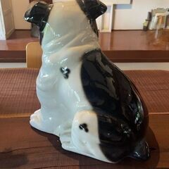 陶器のフレンチブルドッグの画像