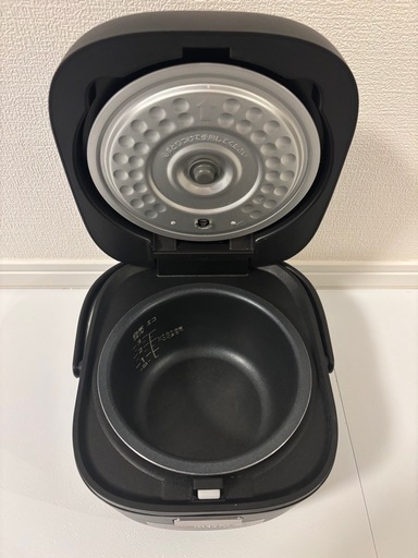 TIGER製　炊飯器　JBS-A055 黒 3合炊き