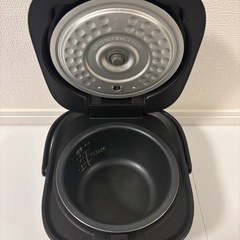 TIGER製　炊飯器　JBS-A055 黒 3合炊きの画像