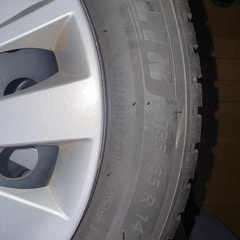 ミシュラン 155/65 R14 タイヤ 4本セット と、純正 日産ホイールキャップ を販売します。の画像