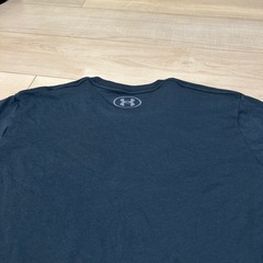 アンダーアーマー　メンズ　Tシャツ　Mサイズの画像