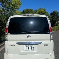 日産セレナ ハイウェイスターの画像