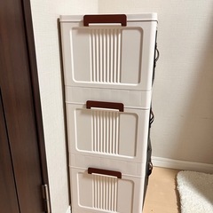 収納ボックスの画像