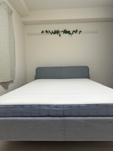 ベッドフレーム マットレス付き IKEA ダブル