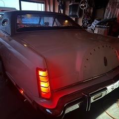 1977年リンカーンマーク5 ！バンパーカット！ステンレス左右出マフラー！の画像