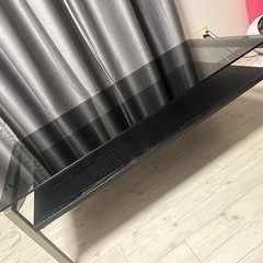 ガラステーブルの画像