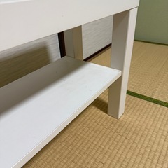 IKEA サイドテーブルの画像