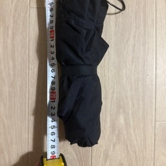 【軽量・コンパクト】折りたたみ傘 ブラック 直径約109cm携帯用の画像