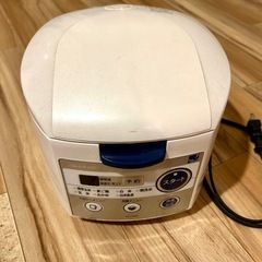 SHARP 炊飯器　3合の画像