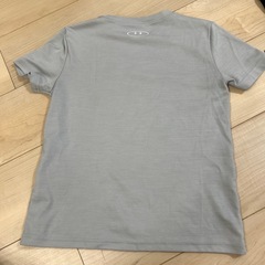 アンダーアーマー　キッズ　Tシャツ  140サイズ　の画像