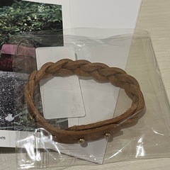 sot プエブロレザー　三つ編みブレスレット　半額以下　バングル　ショッパー付きの画像
