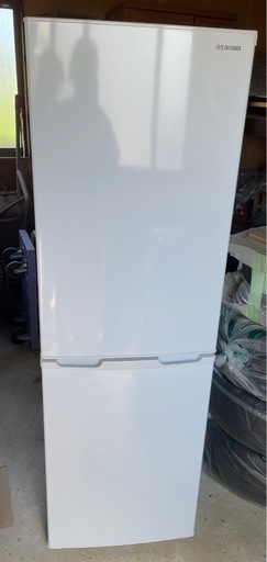 アイリスオーヤマ ノンフロン冷凍冷蔵庫 AF162-W（2019年製）＋おまけ付き