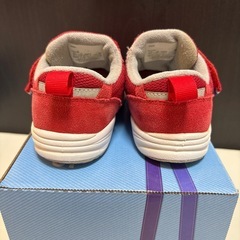 アシックス　レッド（16cm）の画像