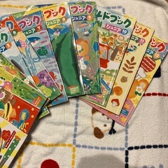 チャイルドブック12冊　1年分の画像