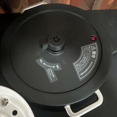 電気圧力鍋　アイリスオーヤマ　4Lの画像