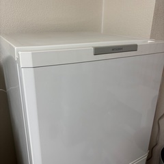 冷蔵庫136L（冷凍室42L 冷蔵室94L）無料で差し上げます。の画像