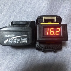 ②マキタ14v中古バッテリー、BL1430中古品、２個　の画像