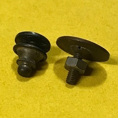 激レア 1970年代 マツダMAZDA 旧ロゴピンバッチ2点　の画像