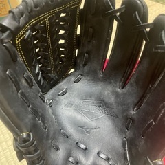 野球軟式用グローブなどの画像