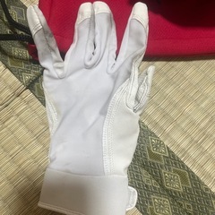 野球軟式用グローブなどの画像