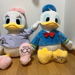 ドナルドダックぬいぐるみの画像
